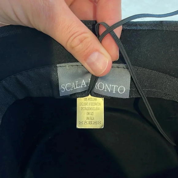 Vintage Scala Pronto wool hat‎ black bow on front EUC - Picture 3 of 4